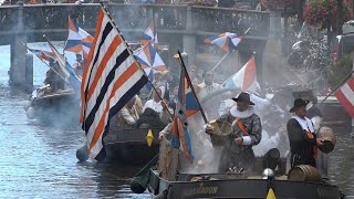 Geuzen trappen Leidens Ontzet af met haring wittebrood en kanonsschoten [upl. by Htepsle706]