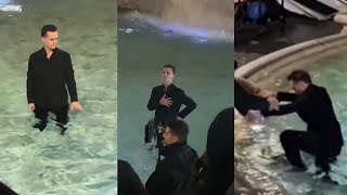 Uomo dentro la Fontana Di Trevi ma è Berlino della Casa Di Carta  insieme ad Albano per lo spin off [upl. by Olsen790]