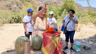 Salí a regalar agua de chilacayote al río más grande y bonito de la comunidad más calurosa [upl. by Aenehs]