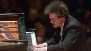 Evgeny Kissin plays Rachmaninoff Etude Tableaux Op 39 No 6  quotLittle Red Riding Hoodquot [upl. by Kial]