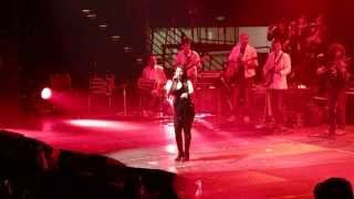 Tere Vaaste Mera Ishq Sufiyana  Sunidhi Chauhan Live  San Jose 8th April 2013 [upl. by Ecirtak]