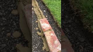 Laying a Brick Border  Bricklaying UK [upl. by Thier]