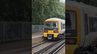 Southeasterns 465177 quotNetworkerquot Passes Ladywell Station [upl. by Cecilio]