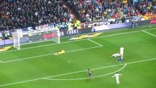 Gol de Alexis Sanchez al Real Madrid 2011 [upl. by Westland]