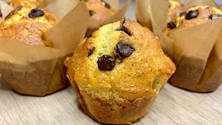 MUFFINS AUX PÉPITES DE CHOCOLAT RECETTE SIMPLE ET RAPIDE [upl. by Rew]