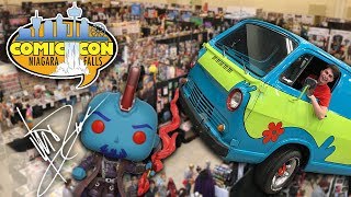 Looking For The Most Expensive Pops at Comic Con [upl. by Goles765]