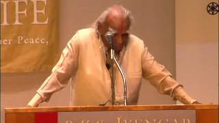 BKS Iyengar  Intensive  2005  Dvd 5 [upl. by Aaberg166]