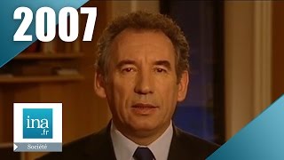 François Bayrou  Campagne présidentielle 2007  Archive INA [upl. by Nairda]