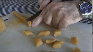 Gnocchetti gustosi con guanciale e basilico gli gnocchi di Igles [upl. by Srini]