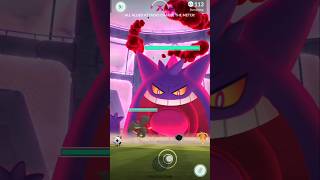 Gigantamax Gengar vs ✨gigantamax Charizard🤩pokemonpokemongogigantamaxgengarshortspOkegIrLyt [upl. by Luckin]