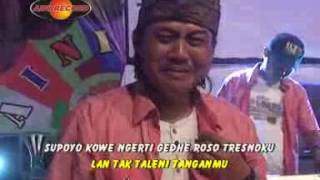 Via Vallen  Marai Cemburu  Dangdut Official Music Video [upl. by Kyl887]