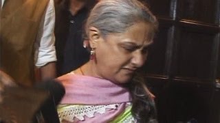 Jaya Bachchan PUSHES and GRABS Reporters Collar [upl. by Oicatsana]