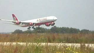 KingFisher A340500 Landing at Tarbes [upl. by Blaire]