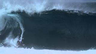 How to surf against a legend  Volcom Pipe Pro Day 2 Recap [upl. by Bate]