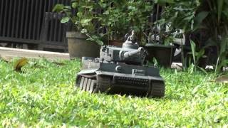 RC Tiger I Tank 116 with DIY Sound Module [upl. by Eednil745]