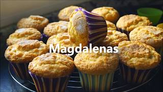 Magdalenas esponjosas receta fácil [upl. by Sclar]