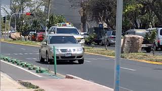 Ambulancia Cruz Verde Norte Zapopan respondiendo Qsiren 🚑🚑luces  sirenas [upl. by Loredo686]