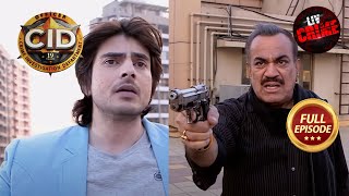 ACP Pradyuman ने चलाई अपने ही बेटे पर गोली  CID  Dark Hour  10 Aug 2023 [upl. by Atwahs]