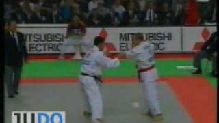 JUDO 1997 World Championships Algimantas Merkevicius LTU  KiYoung Jeon 전기영 KOR [upl. by Enaud]