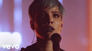 Halsey  Hold Me Down Live Performance Vevo LIFT [upl. by Adon820]