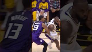 Lebron doin it a hard way 😱🤯 shortsfeed nba lakers lebronjames shorts [upl. by Nonrev672]