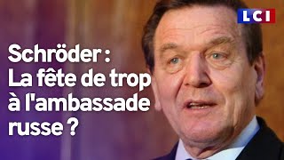 Lancien chancelier allemand fait la fête à lambassade russe [upl. by Ahoufe]