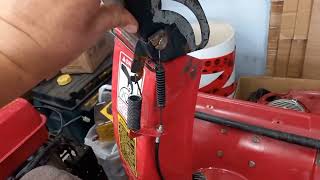 Honda HS 928 Auger Removal Power Chute [upl. by Eldridge]