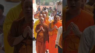 Circumambulating the Bodh Gaya temple with monks and worshippers shakyamunibuddha india [upl. by Roarke]