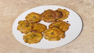 How to make Tostones Fried Green BananaPlantain in an air fryer Quick and easy recipe [upl. by Corrinne]