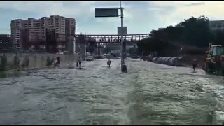 Bangalore Roads under Water after Heavy Rain Fall  Bangalore Flood 2022 [upl. by Keare319]