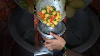 Subah subah Pav Bhaji ki taiyaribhojpuri supertesty shorts viralvideo viralreels [upl. by Ann-Marie835]