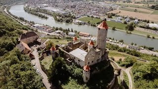 Zwölf Generationen und ein Raubritter Ein Besuch auf der Burg Hornberg [upl. by Cirad]