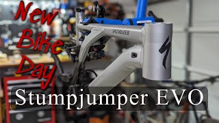 Specialized Stumpjumper Evo Closer Look amp Build [upl. by Ettigirb]