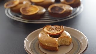 Donuts med karamel glasur og tørret appelsinskiver  Liv Martine [upl. by Asim]