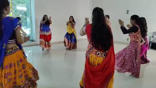 Eco lady fitness centre  Kesariyo Rang tane  Garba dance steps [upl. by Pacificas440]