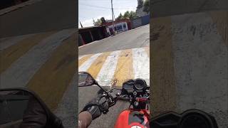 ✅¿Cómo pasar los TOPES en MOTO estándar 910 🏍️ motos youtubeshorts biker cdmx shorts topes [upl. by Victoria]