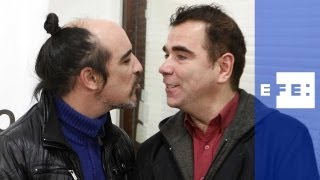 Uruguay oficiliza el matrimonio homosexual [upl. by Tamarah]