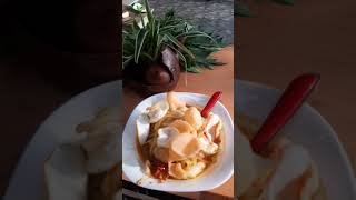 Makan ketupat sayurfood resepmasakancookingkulinerindonesia anakkucinglucuimutgemesin [upl. by Garvey287]