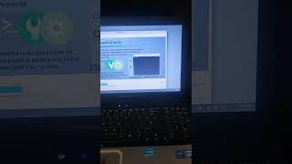 Installing Linux Neptune on a Compaq Presario CQ61 part 1 [upl. by Aieken24]