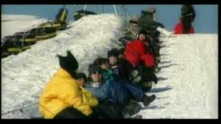 Le Village Vacances Valcartier en hiver Québec Canada [upl. by Dietz]