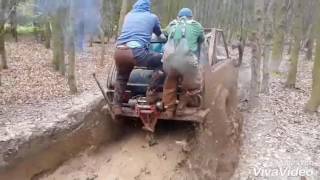 Nissan terrano 2 vs Niva Offroad Beste Momente in Mohrwald лучшие моменты нашего оффроад в болоте [upl. by Lyrahs]