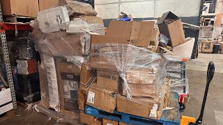 Unboxing Three Liquidation Pallets  HUGE 1200 SCORE on the third one [upl. by Hiller]