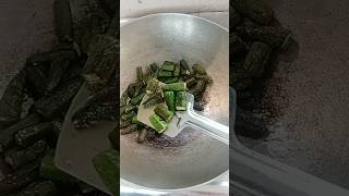 Bhindi pyaj ki sabji kaise banaye food shorts yt shortsfeed [upl. by Buffy]