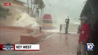 Outer bands of Hurricane Milton arrive in Key West [upl. by Rog]