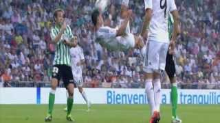 Cristiano Ronaldo Fail Bicycle Kick  Real Madrid vs Real Betis 21  18082013 HD [upl. by Dawn124]