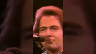 Neil Diamond  Sweet Caroline Live 1976 [upl. by Caniff128]