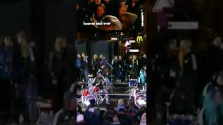 Heroes  David Bowie  Motorhead  Rockin1000  35 Jahre Mauerfall  Haltet die Freiheit hoch [upl. by Iem]