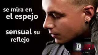 J Balvin  Sola LetraLyrics [upl. by Ramso]