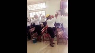 Chorale les Colombes d’Owendo SNI dans quot recherchons la paixquot du VP Elvis Obiang culte du 20102024 [upl. by Hildy]