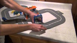 Hot Wheels Super Highway Playset  Put Together and Features [upl. by Onabru912]